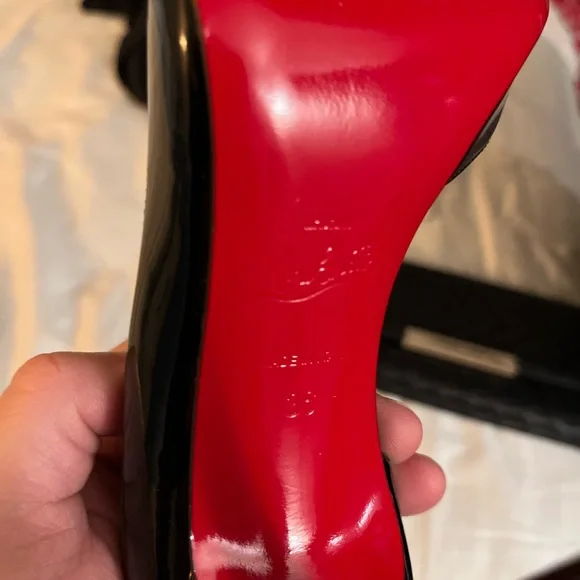 Christian Louboutin Heels - So Kate - Picture 5 of 5
